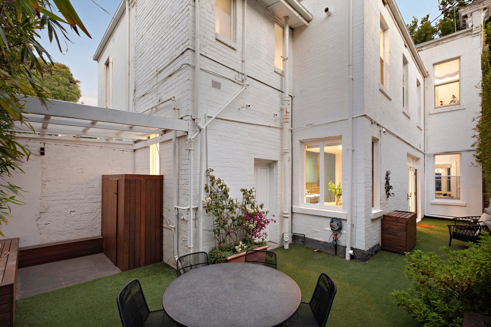 16 Mary Street, St Kilda West, 3182
