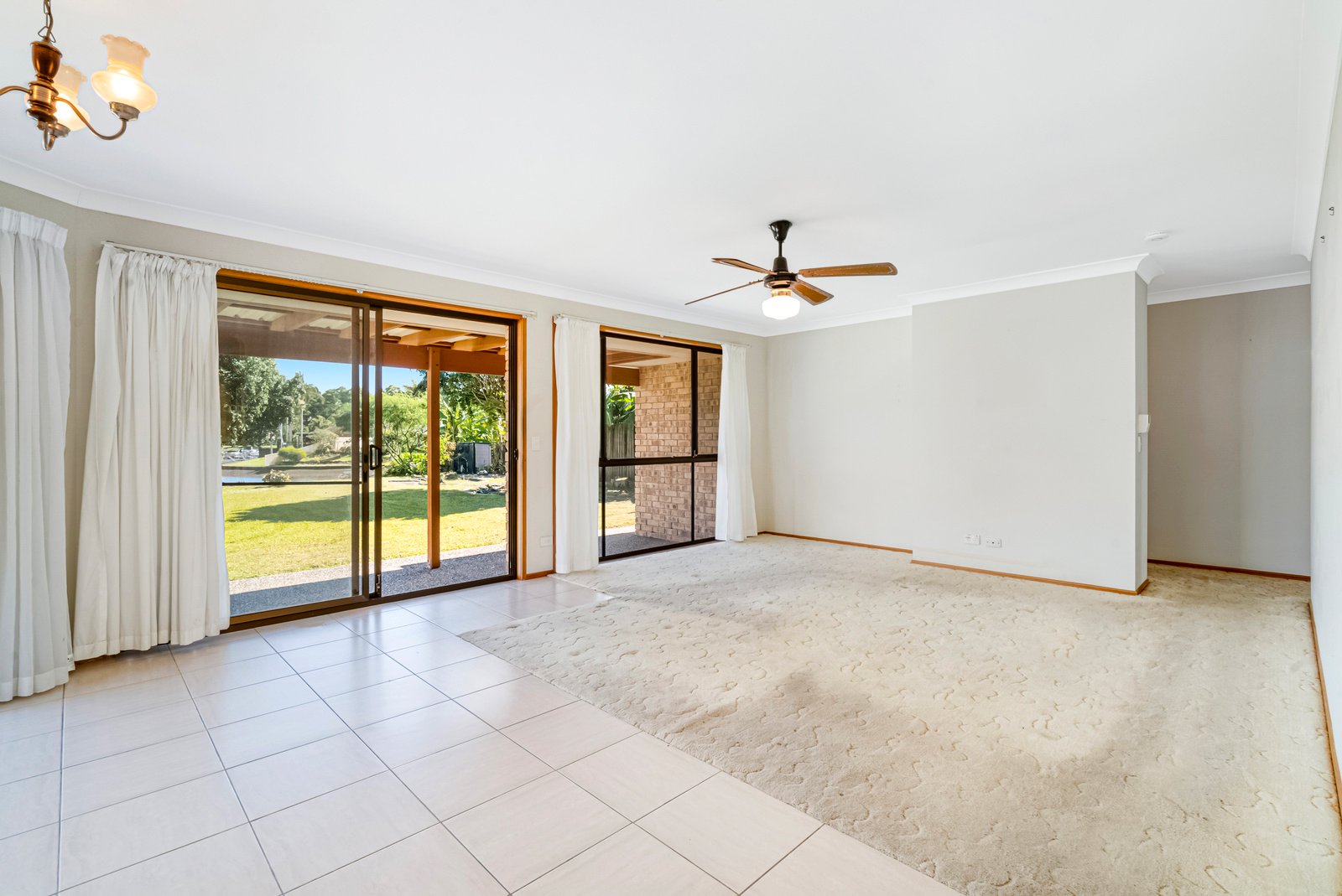 16 Mast Court CURRUMBIN WATERS 7