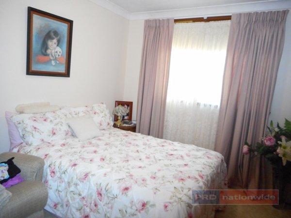 16 McAlister Street TUMUT 7