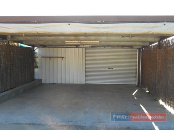 16 McAlister Street TUMUT 12