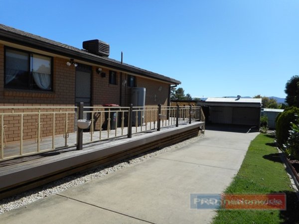 16 McAlister Street TUMUT 15