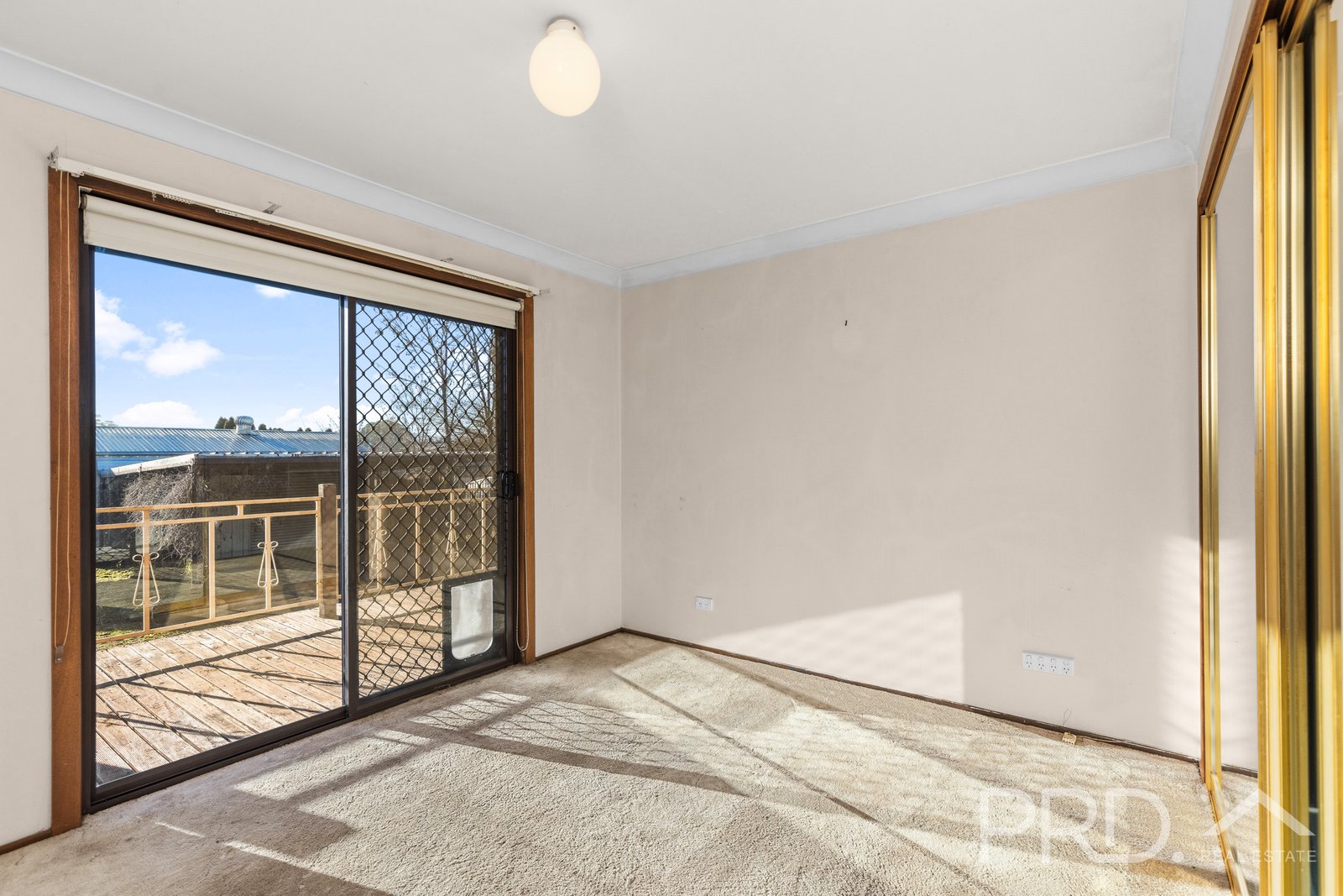 16 McAlister Street TUMUT 6