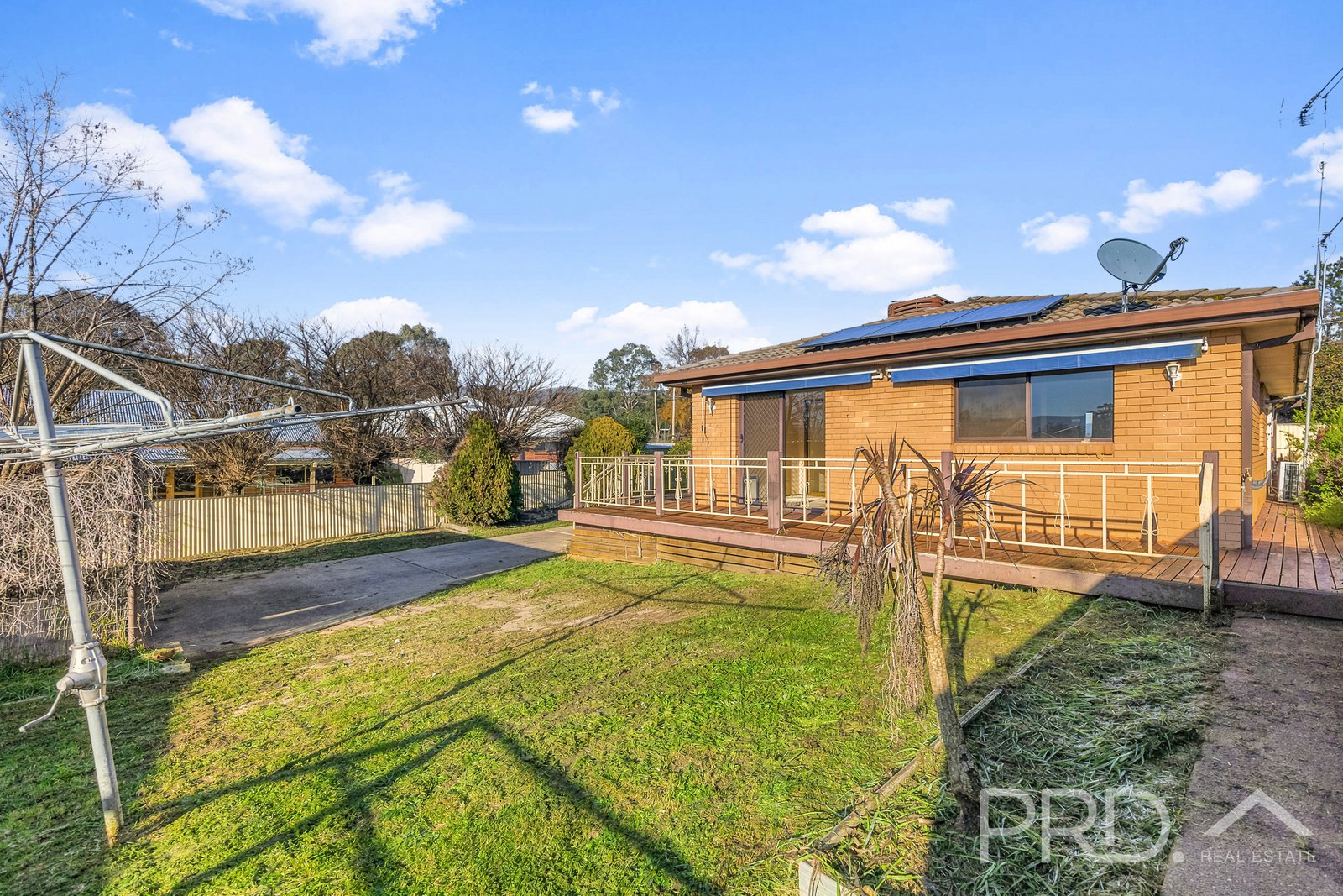 16 McAlister Street TUMUT 14