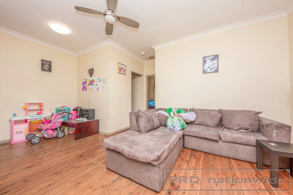 16 McArthur St  TELARAH 2