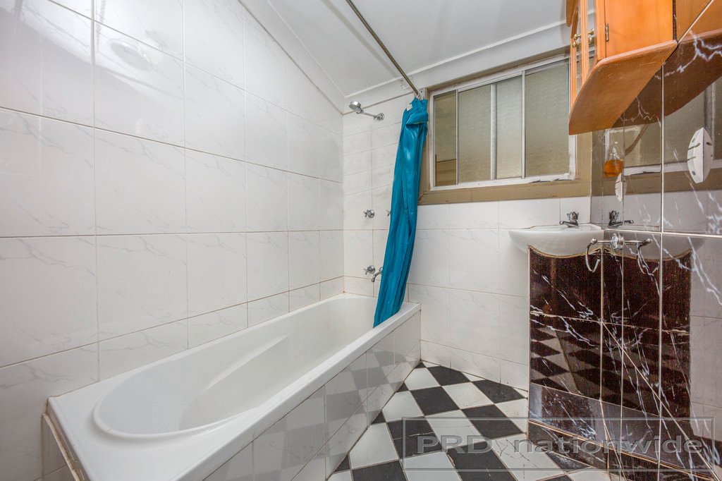 16 McArthur St  TELARAH 5