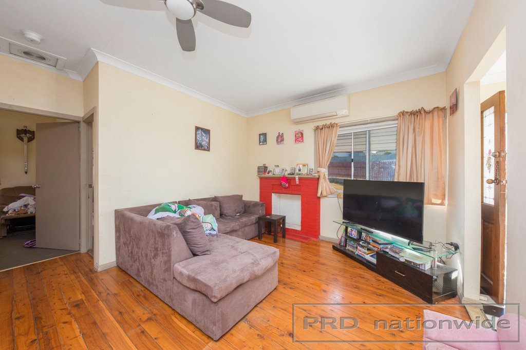 16 McArthur St  TELARAH 6