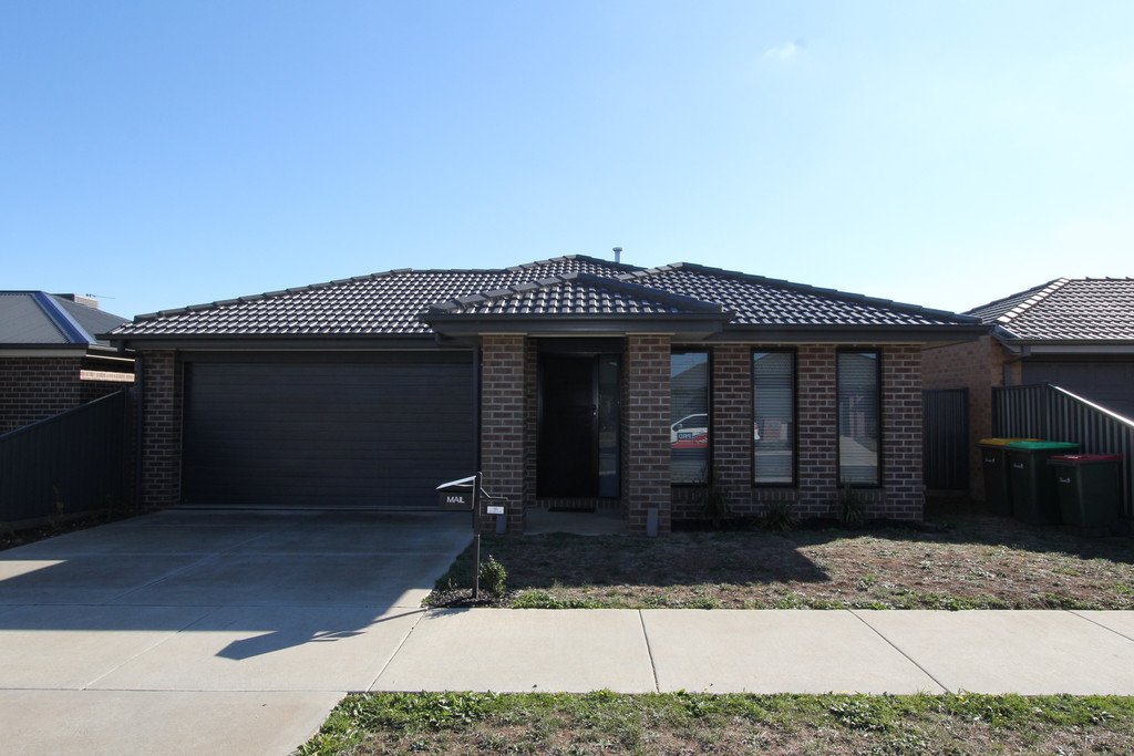 16 McCallum Street Lucas 1