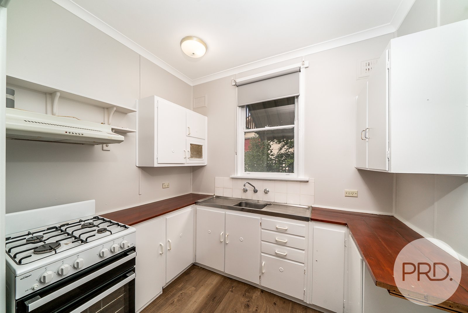 16 McDonough Avenue MOUNT AUSTIN 4