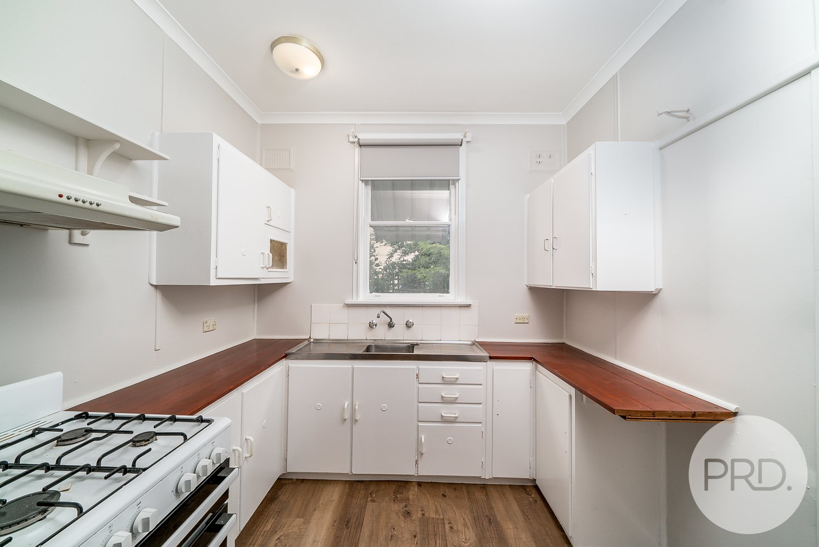 16 McDonough Avenue MOUNT AUSTIN 5