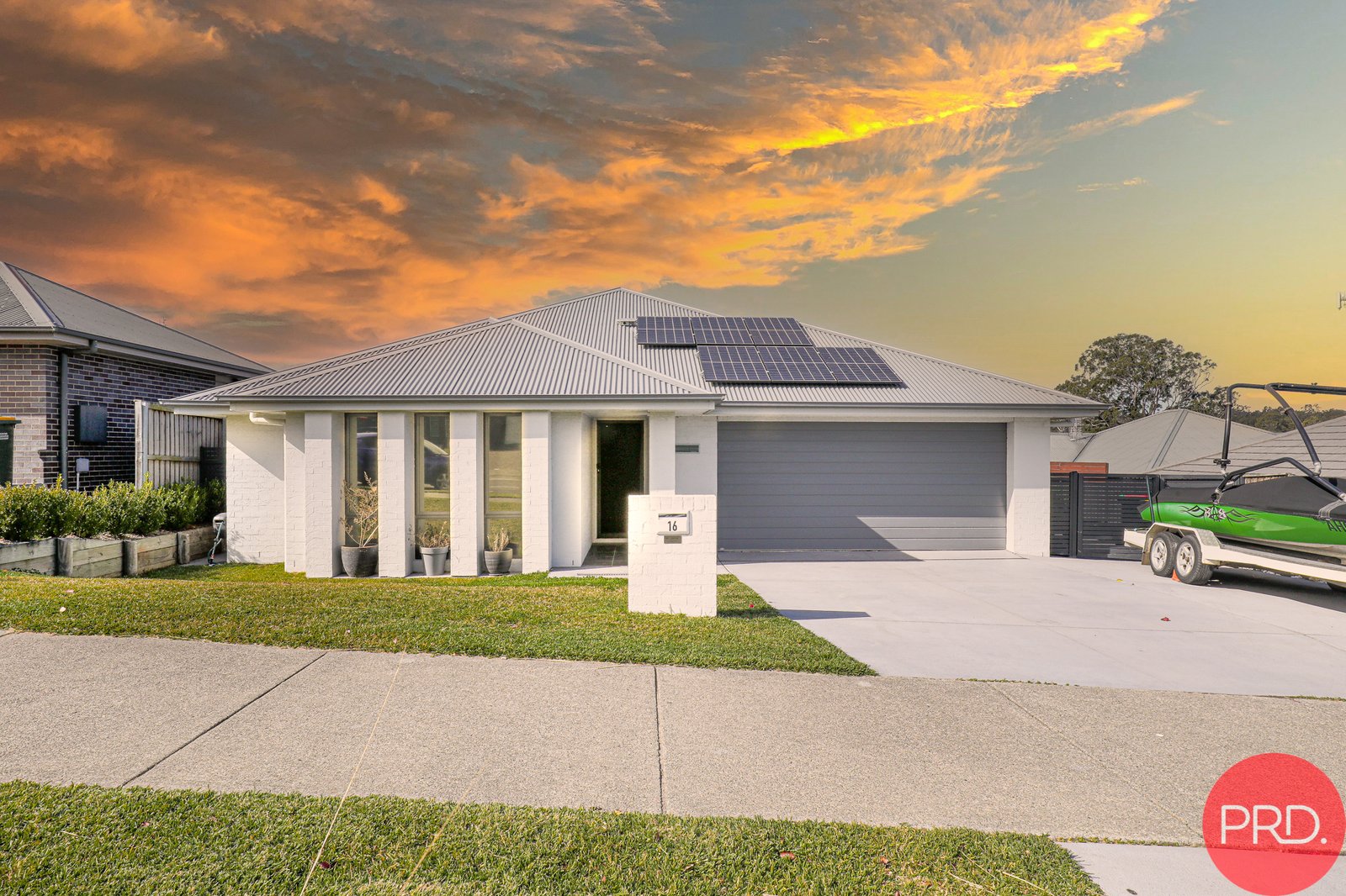 16 McKeachie Drive ABERGLASSLYN 1