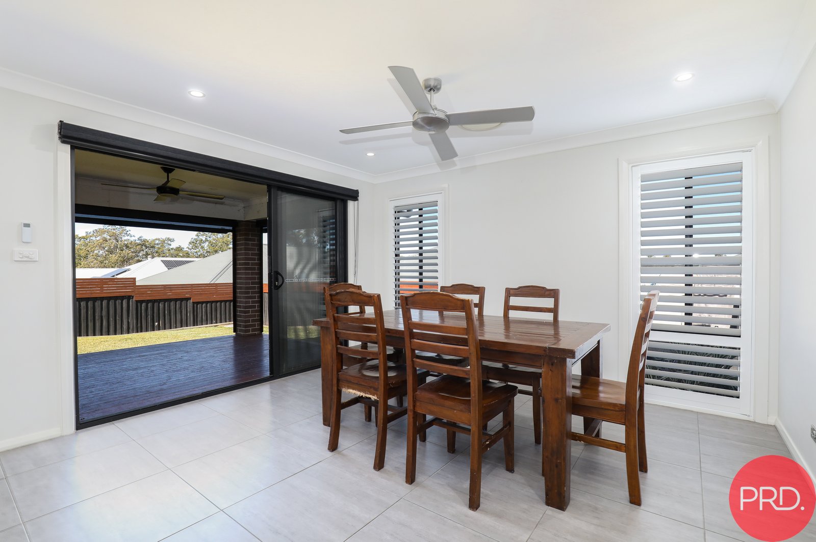 16 McKeachie Drive ABERGLASSLYN 7