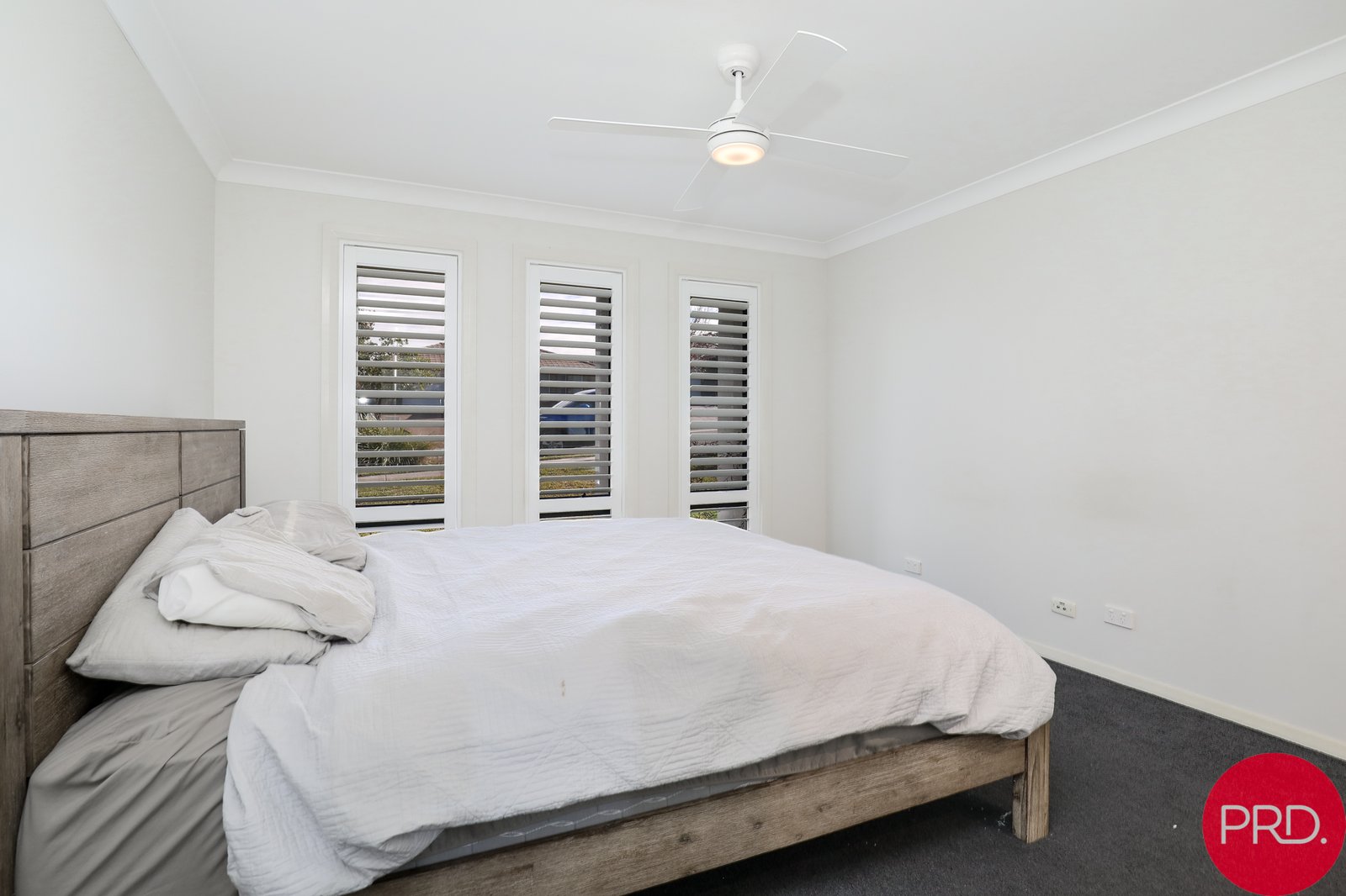 16 McKeachie Drive ABERGLASSLYN 9