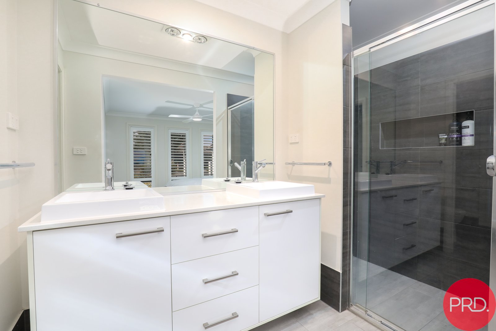 16 McKeachie Drive ABERGLASSLYN 10