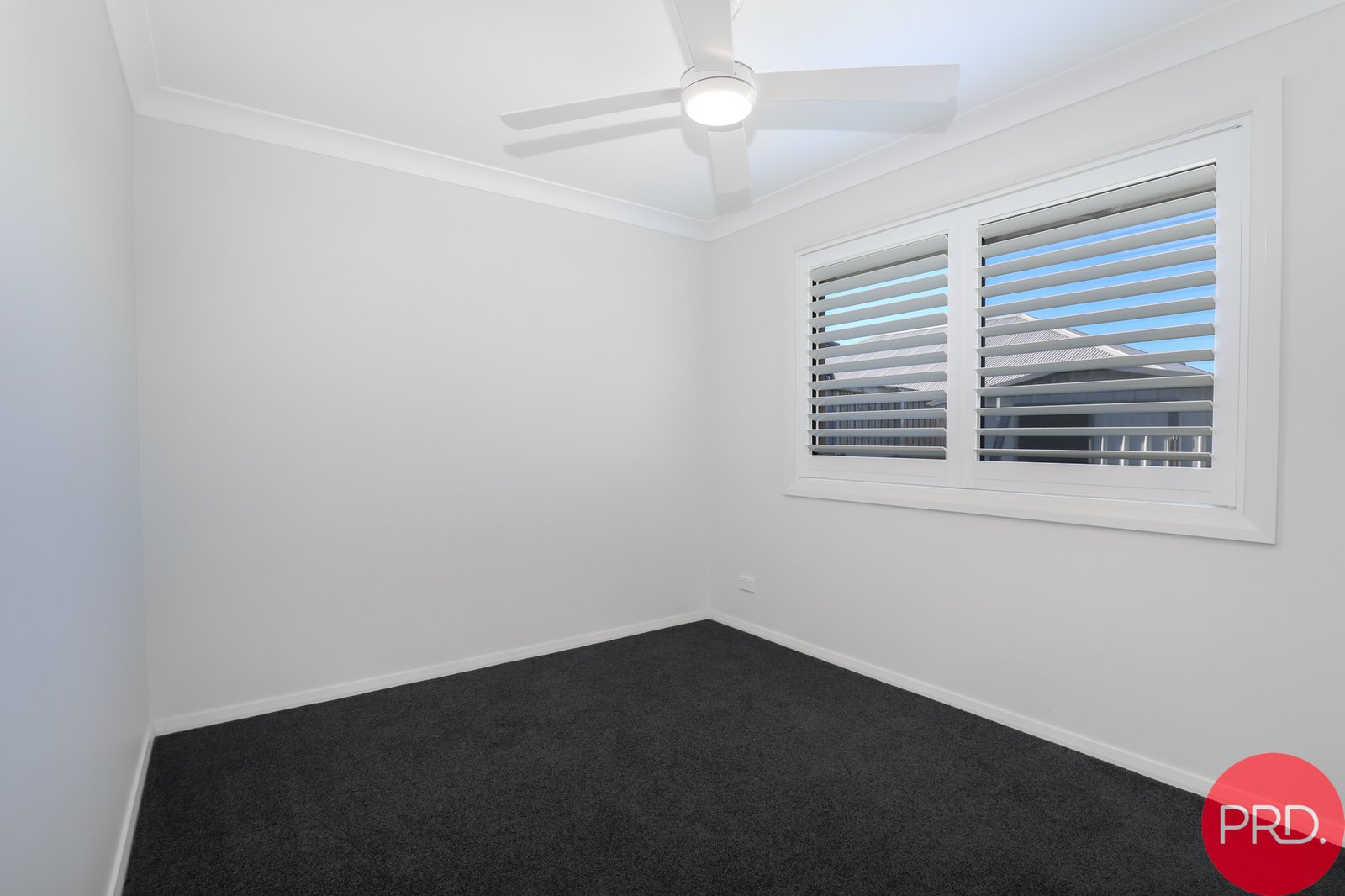 16 McKeachie Drive ABERGLASSLYN 13