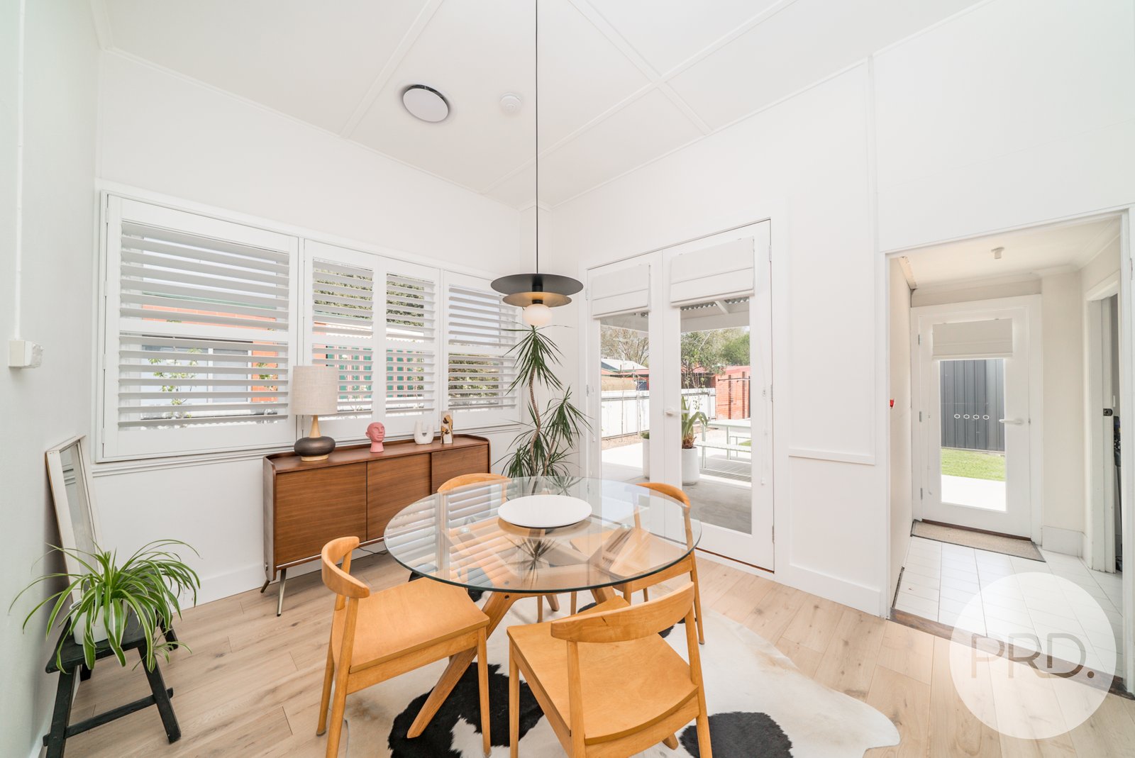 16 McKinnon Street WAGGA WAGGA 4