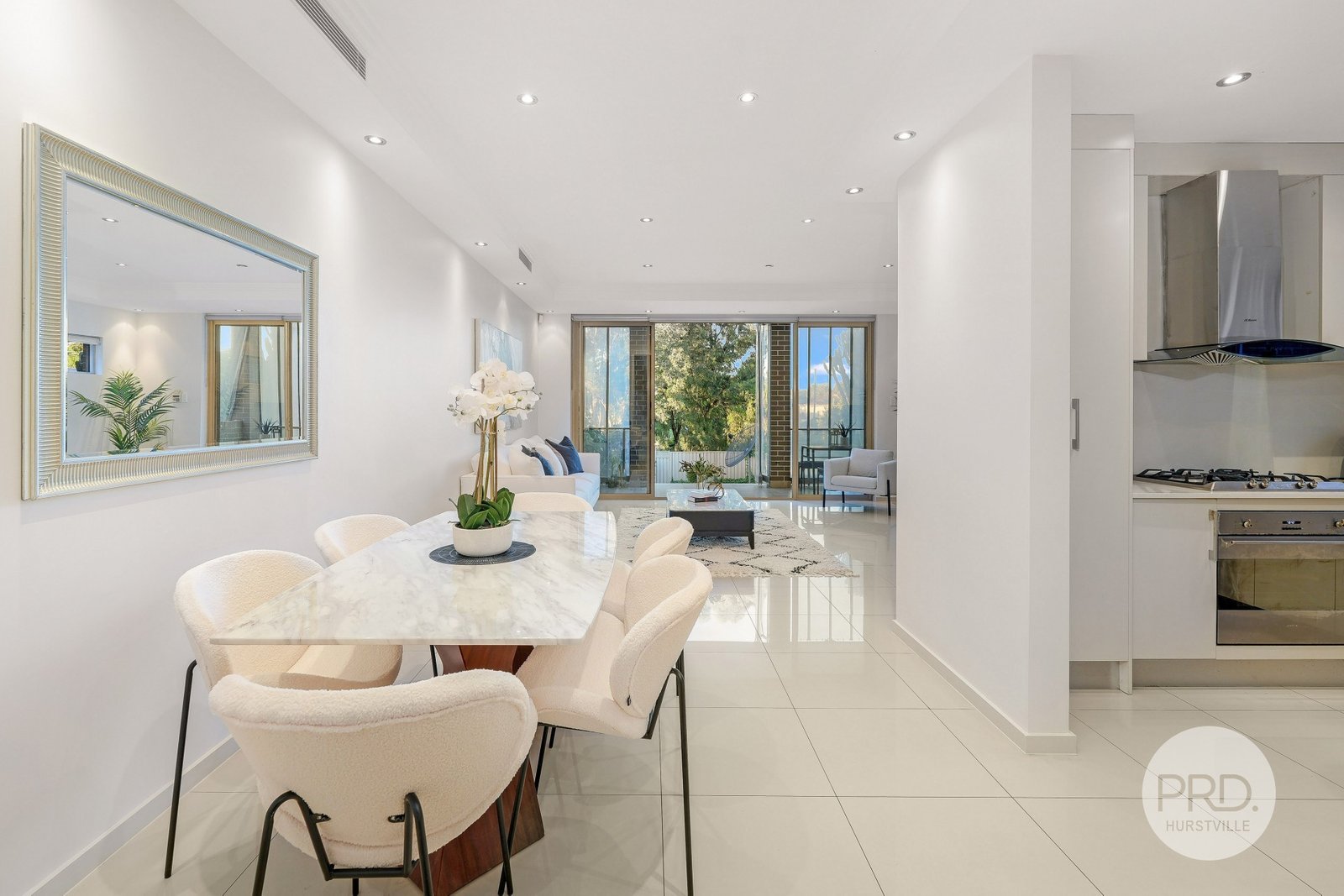 16 Mcleod Street HURSTVILLE 5