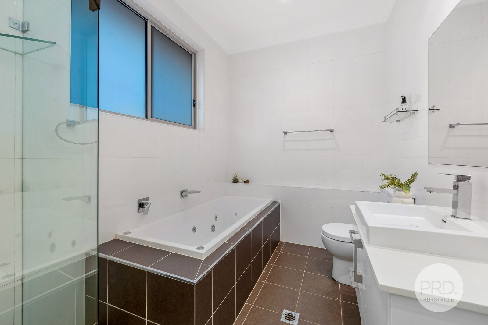 16 Mcleod Street HURSTVILLE 9