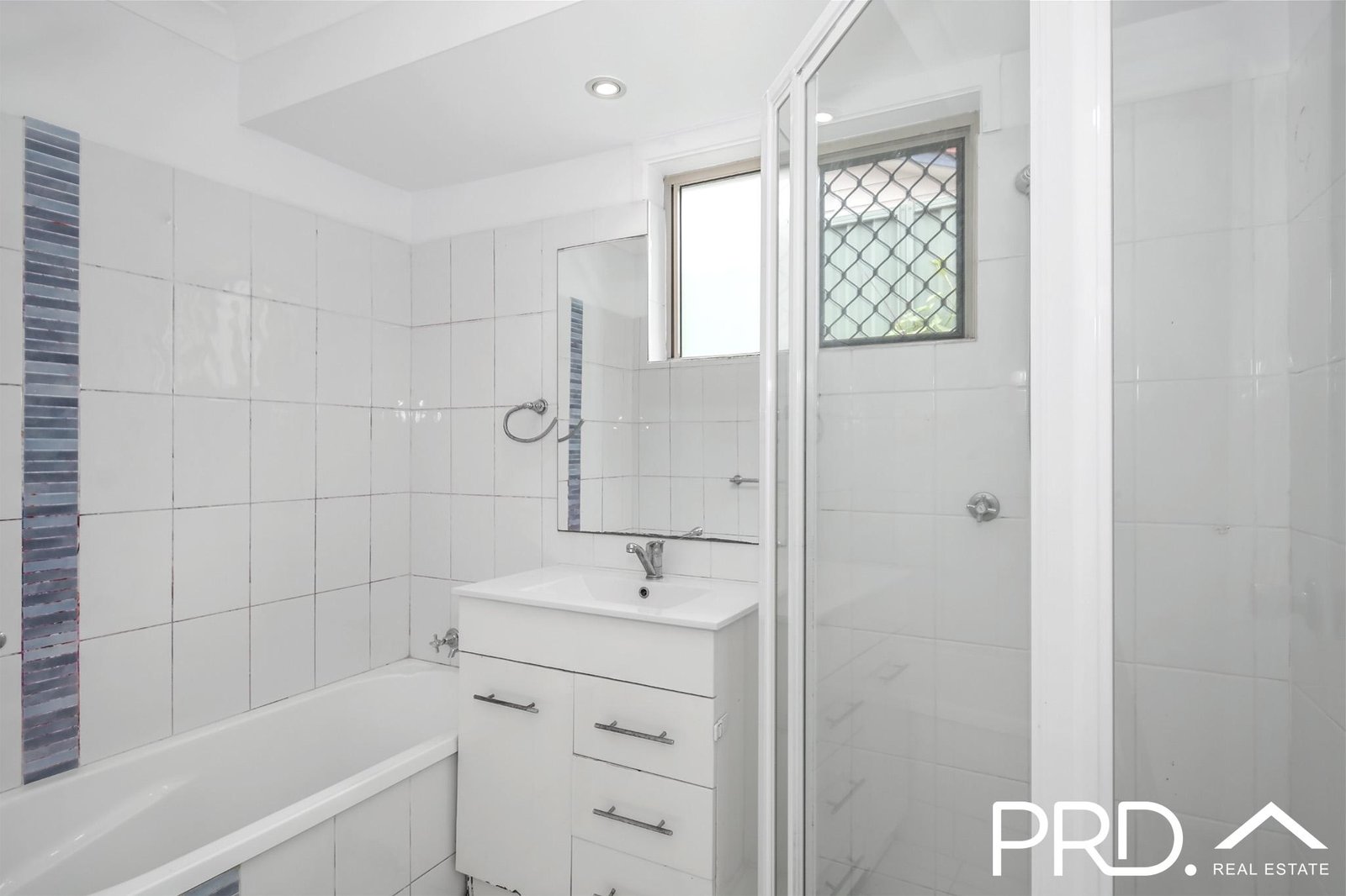 16 Melbourne Road ARUNDEL 6