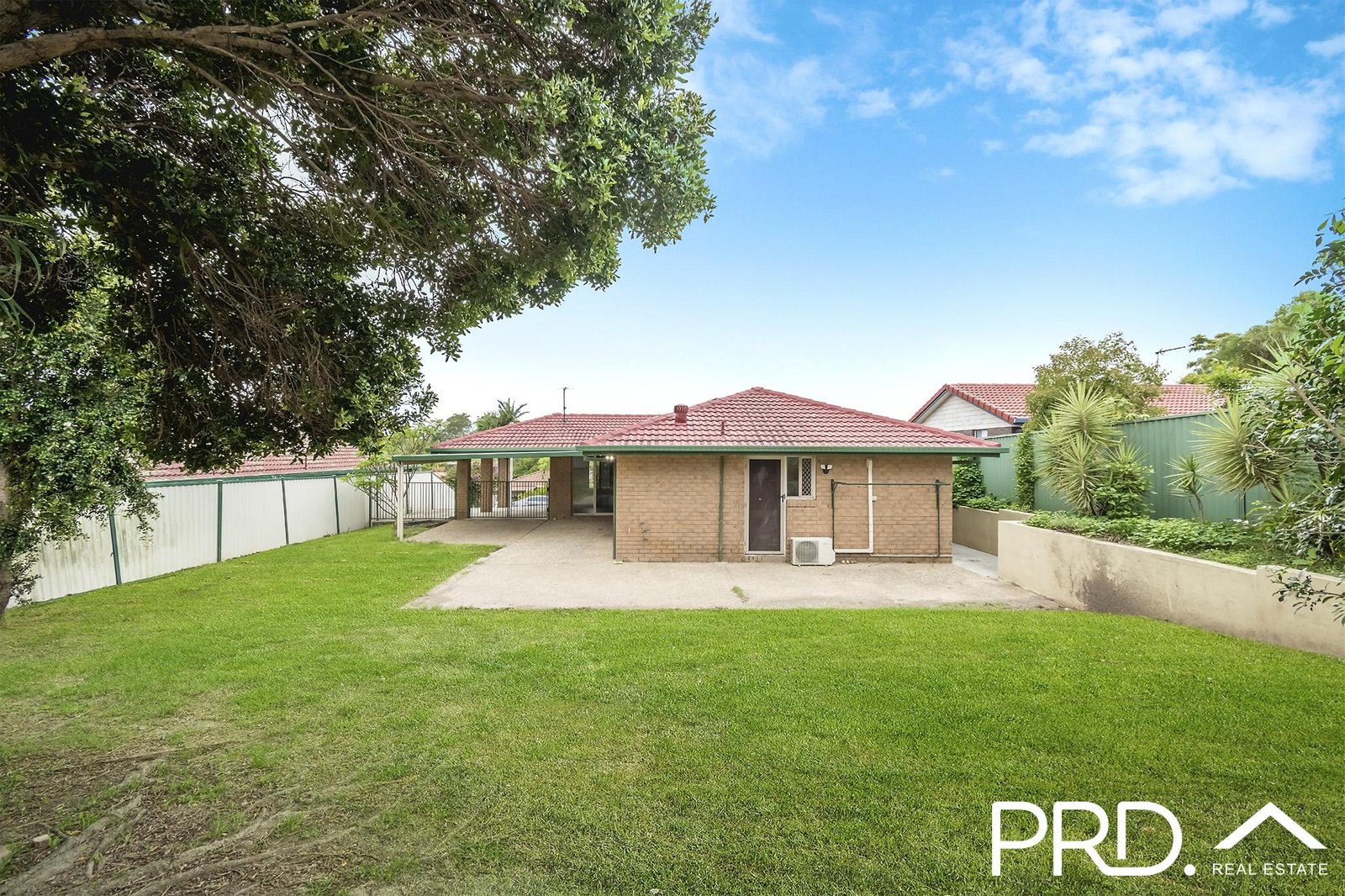 16 Melbourne Road ARUNDEL 12