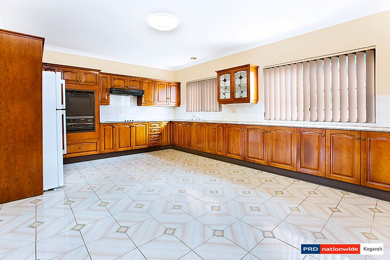 16 Milsop Place MORTDALE 3