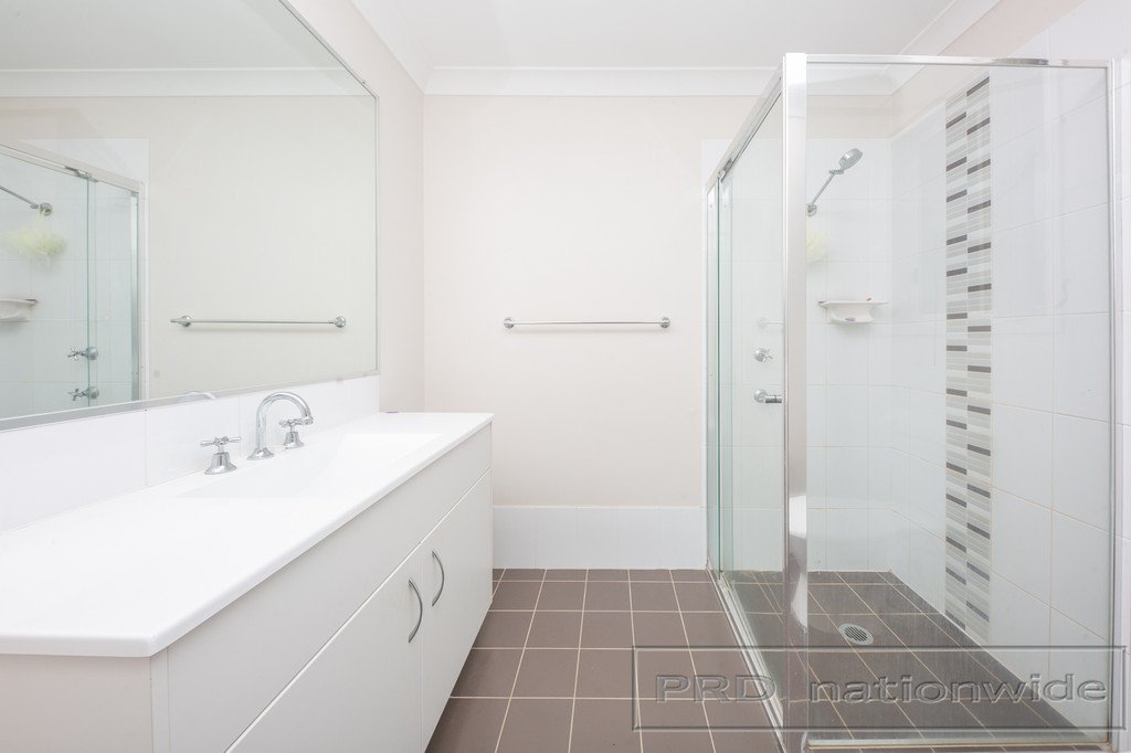 16 Mistfly Street CHISHOLM 3