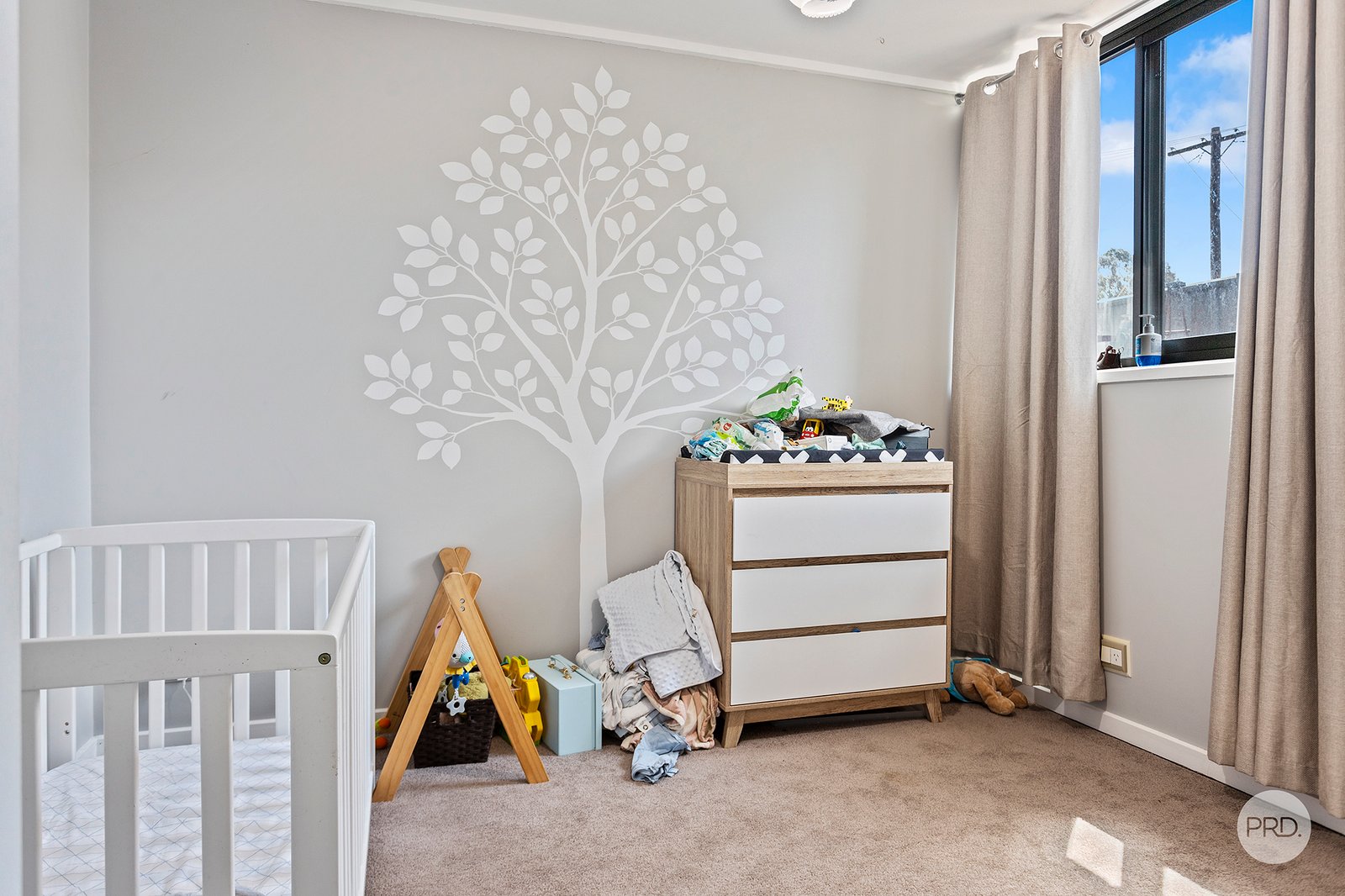 16 Mistletoe Street GOLDEN SQUARE 10