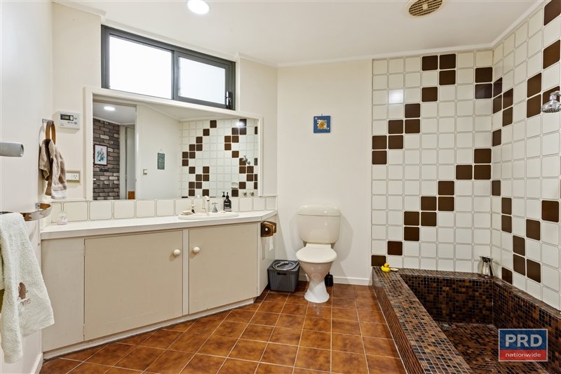 16 Mistletoe Street GOLDEN SQUARE 10