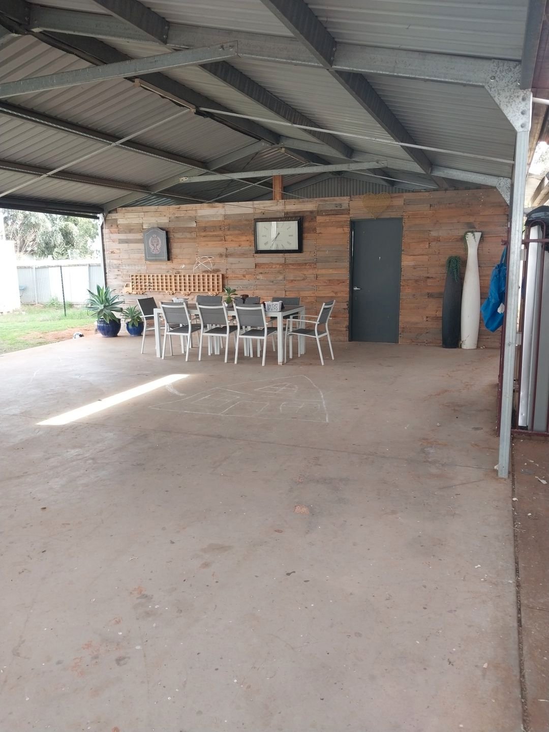 16 Mitchell Avenue DARETON 5