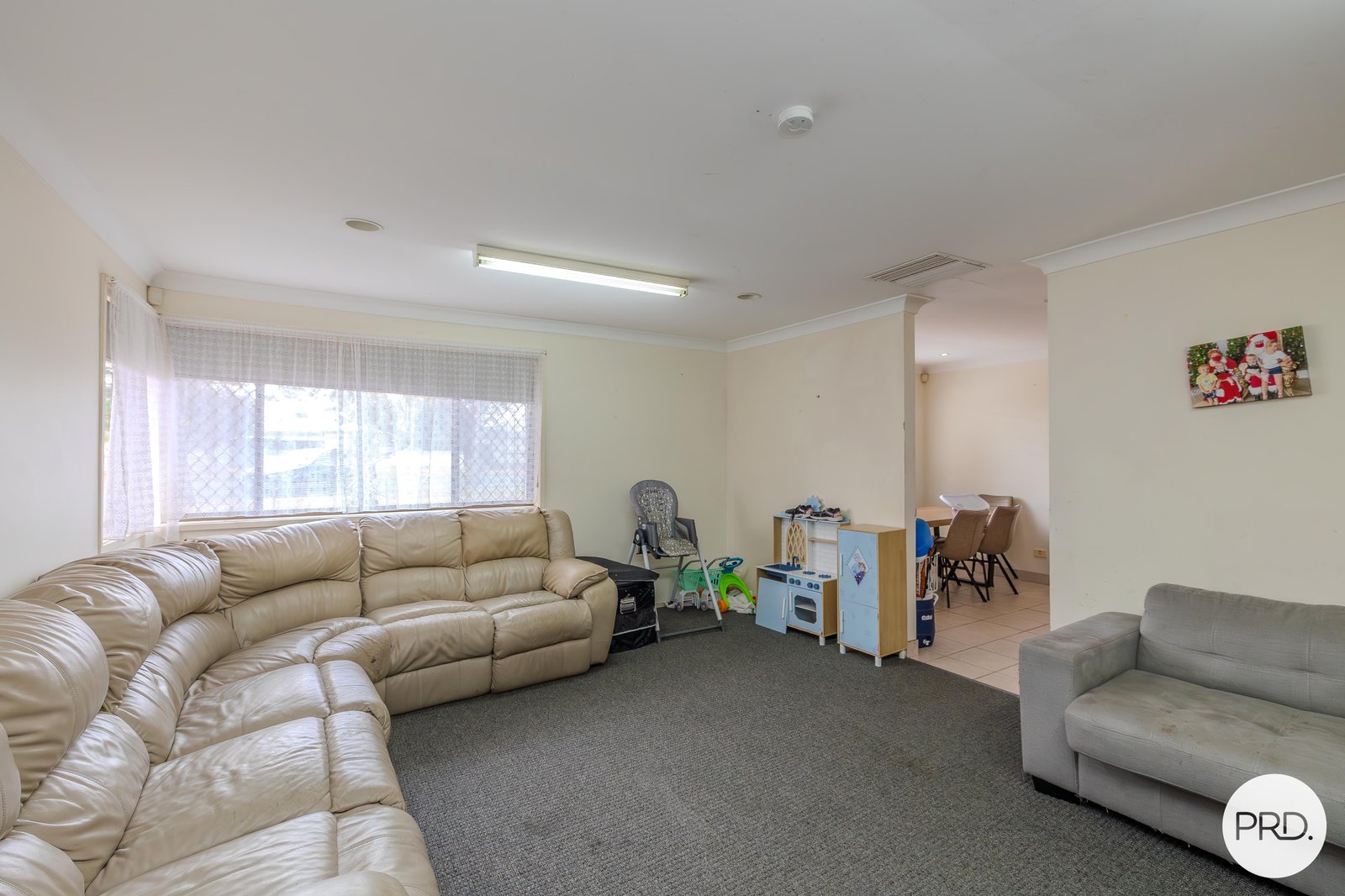 16 Mitchell Avenue DARETON 4