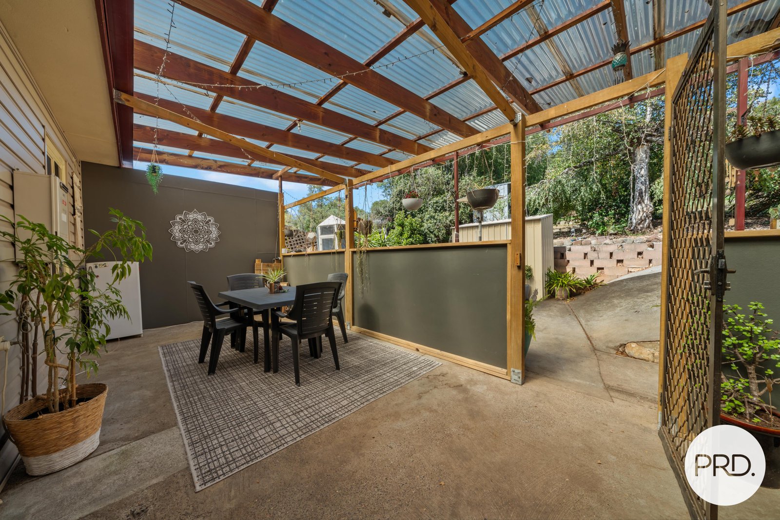 16 Montagu Crescent NEW NORFOLK 2