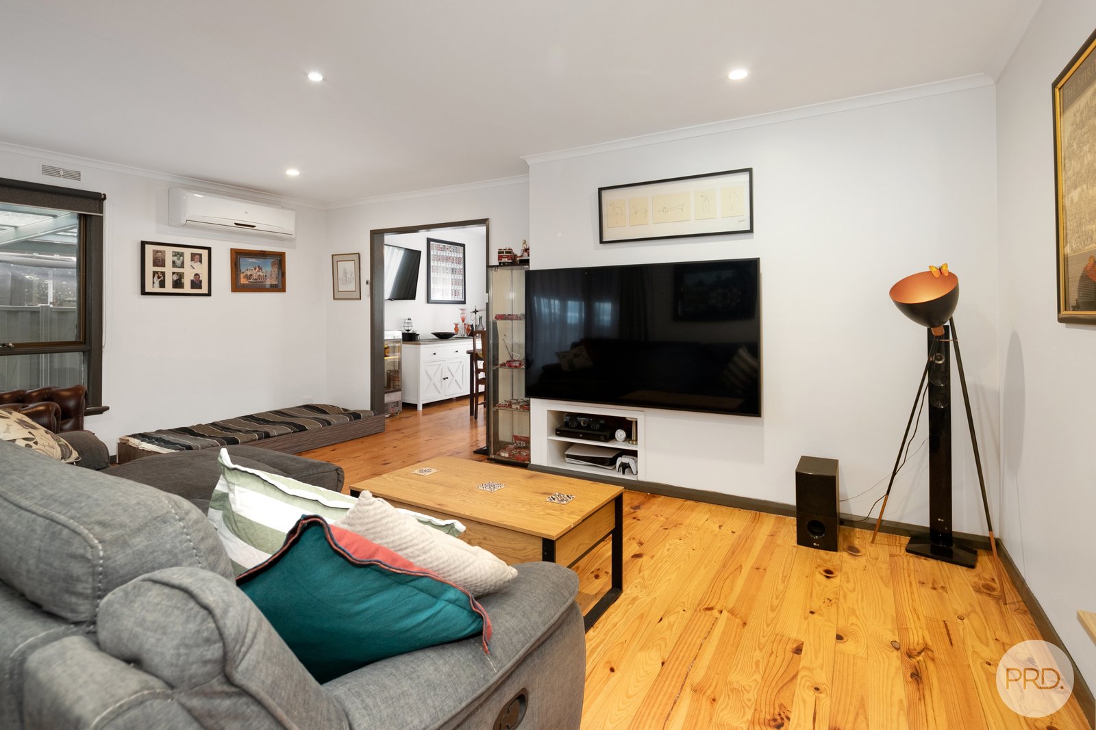 16 Montgomery Street WENDOUREE 4