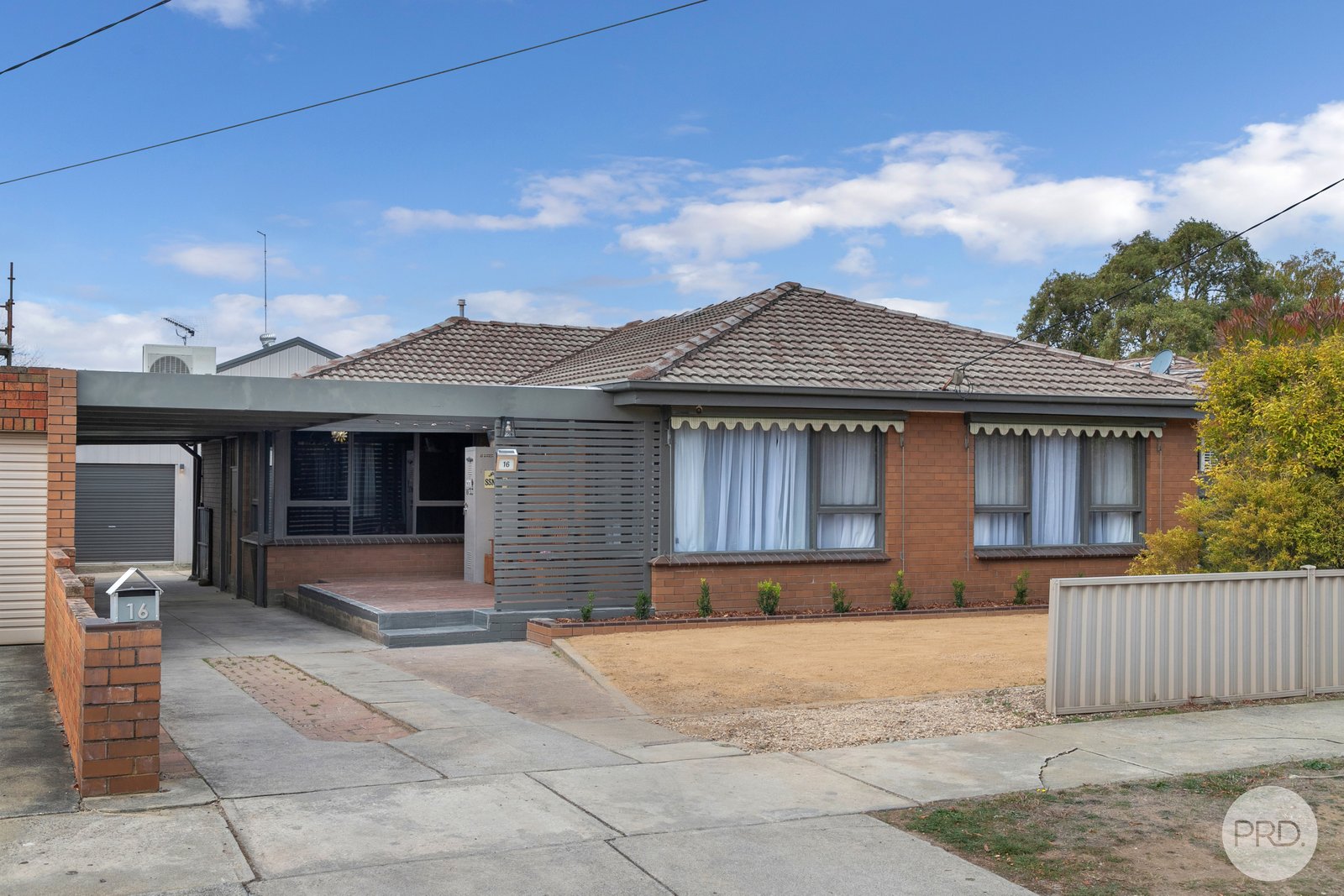 16 Montgomery Street WENDOUREE 1