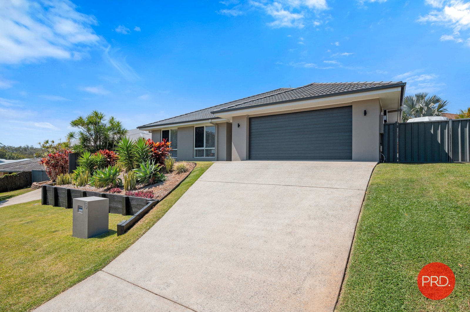 16 Moonee Creek Drive MOONEE BEACH 26