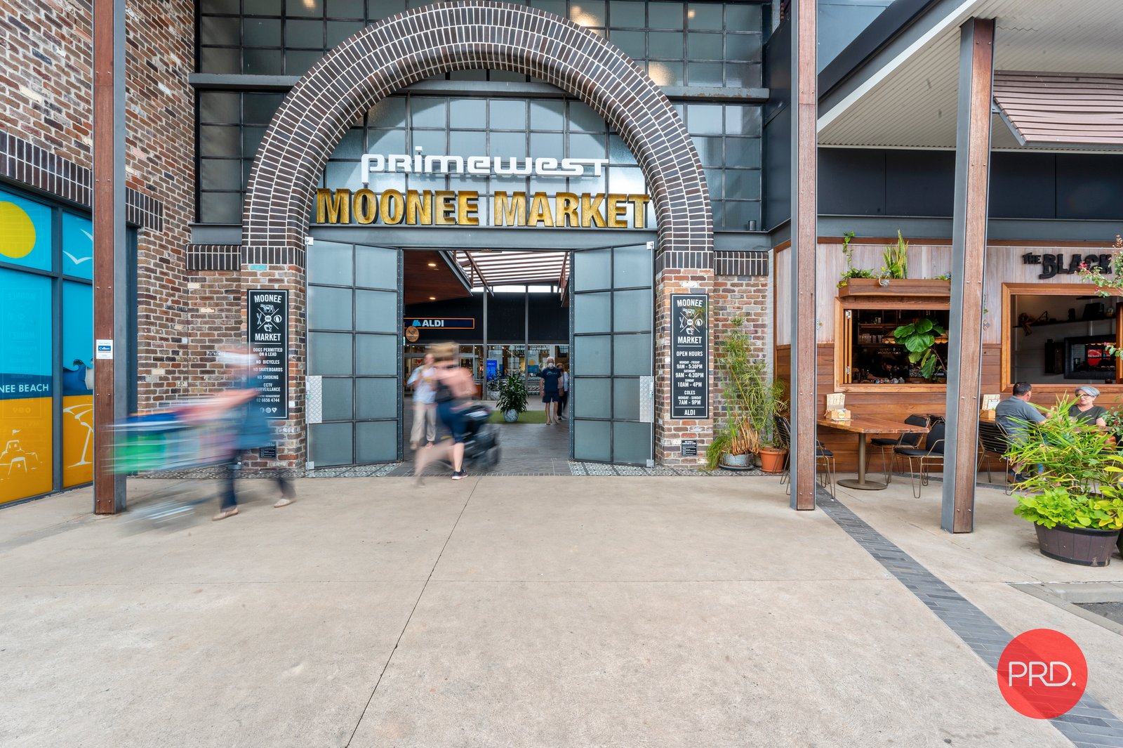 16 Moonee Creek Drive MOONEE BEACH 27