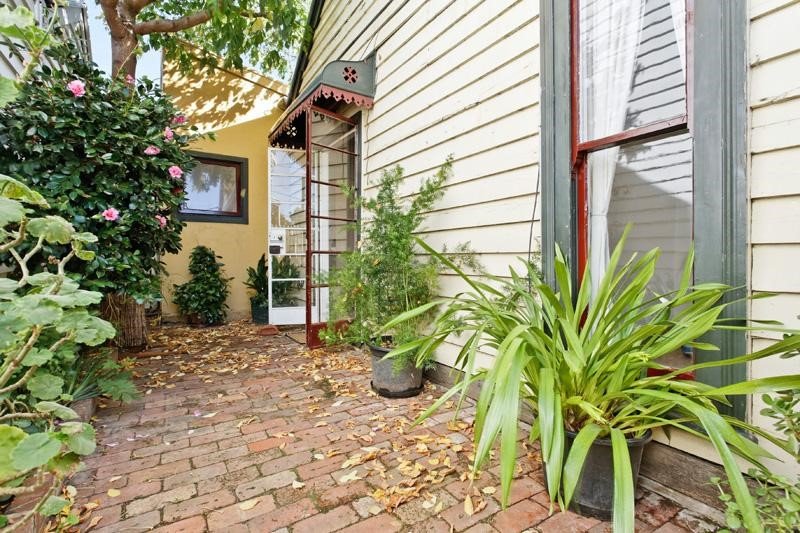 Gallery: 16 Morris Street
