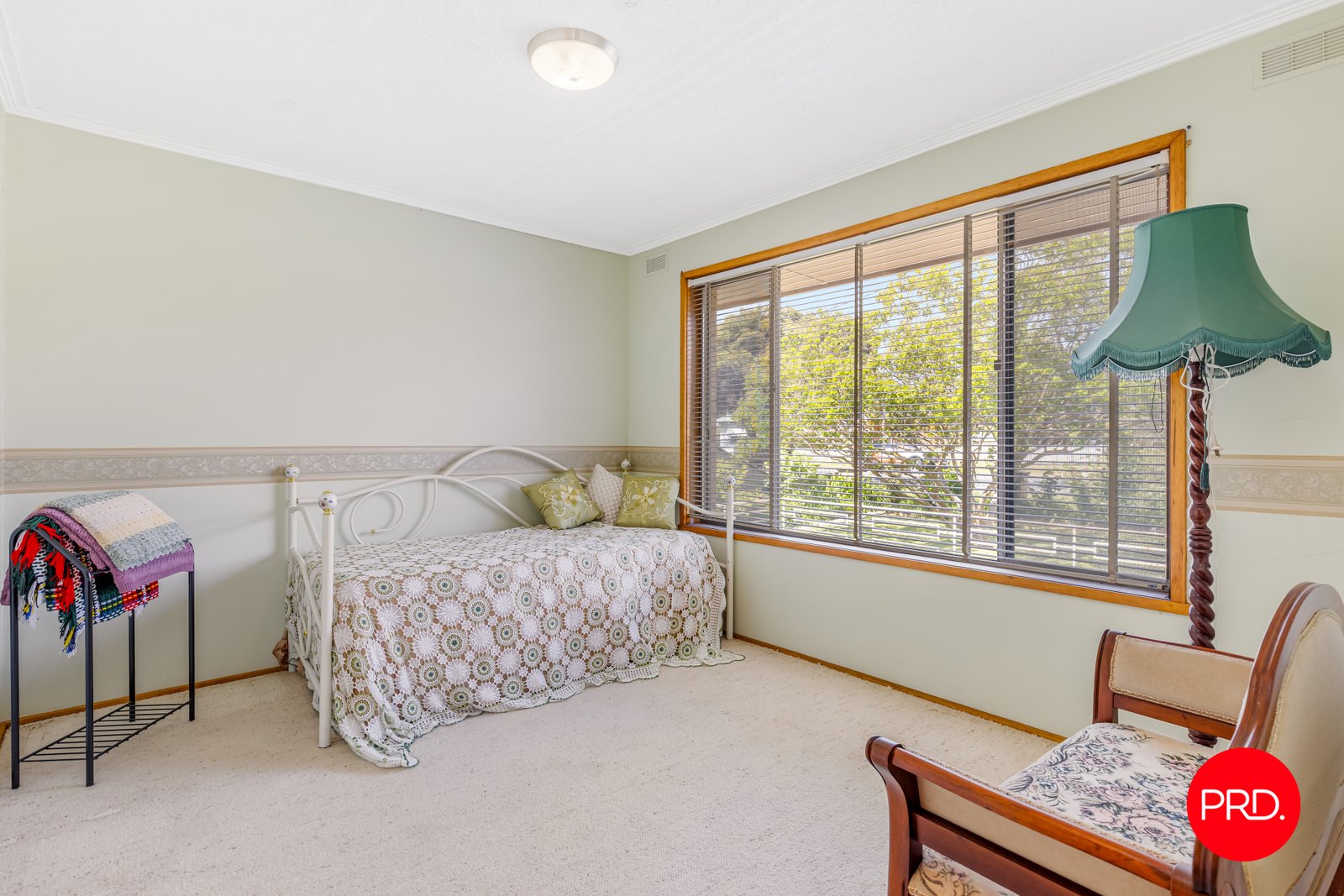 16 MORRISON Street KANGAROO FLAT 2