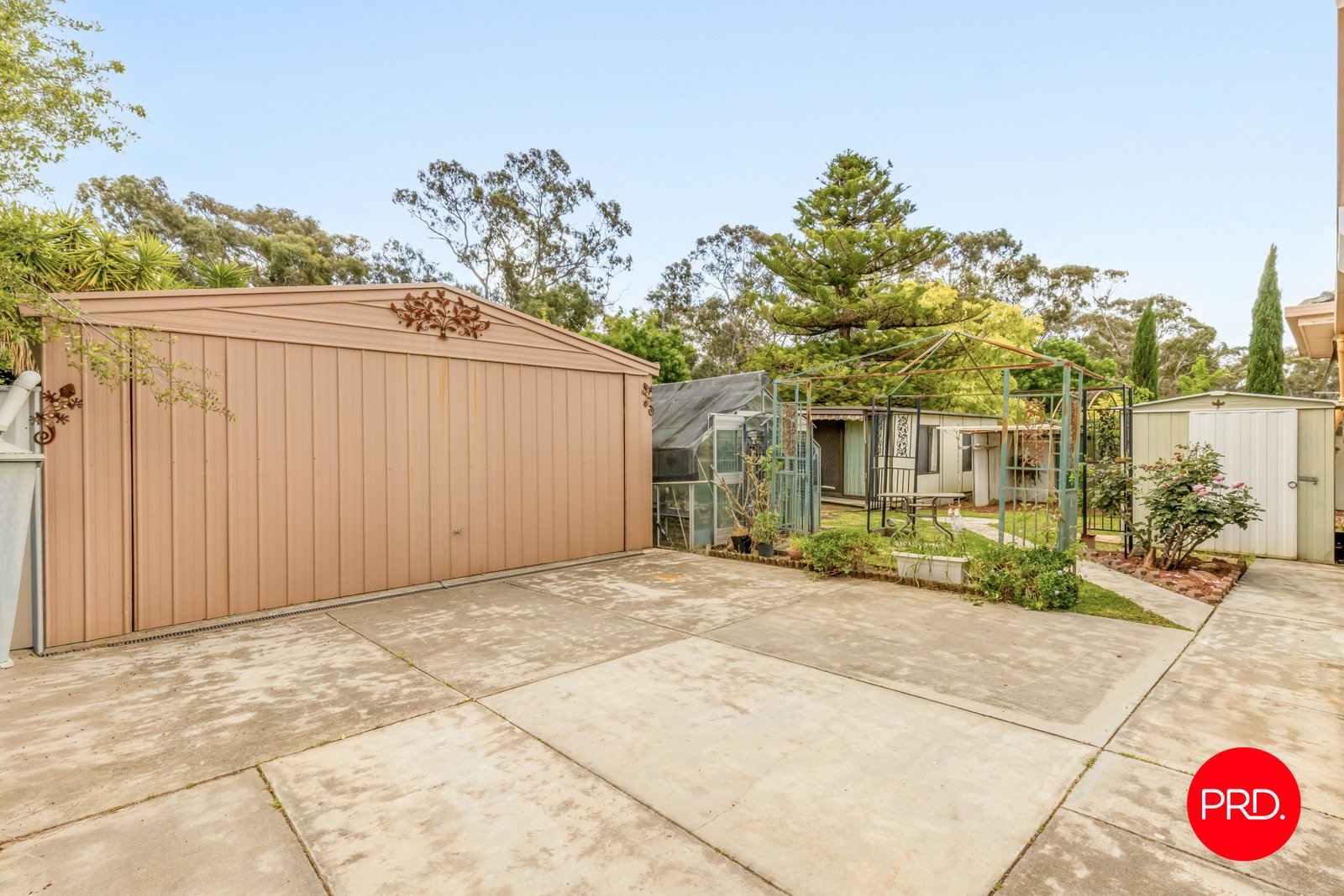 16 MORRISON Street KANGAROO FLAT 18
