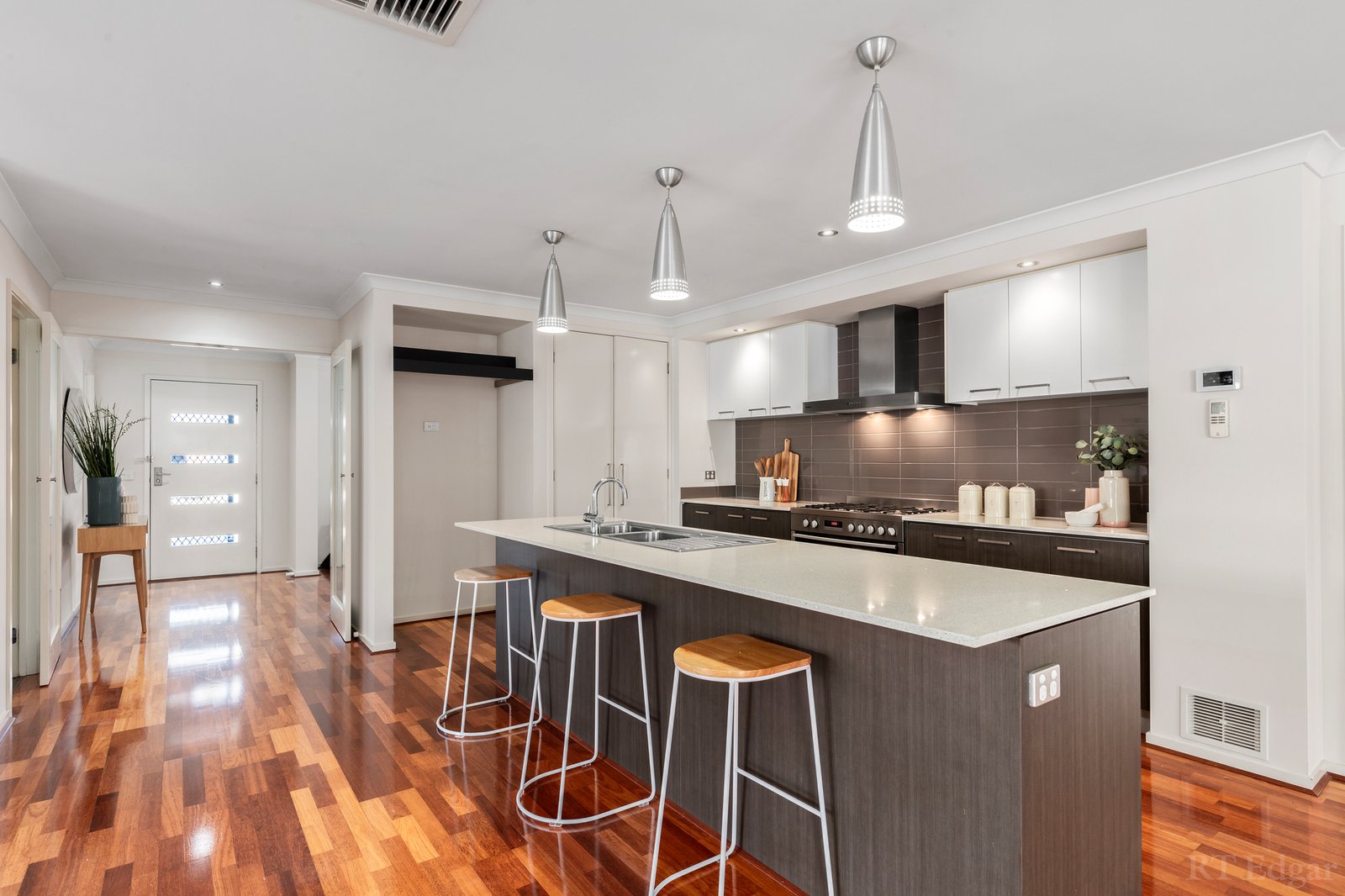 Real Estate and Property in 16 Morrow Crescent, Leopold, VIC