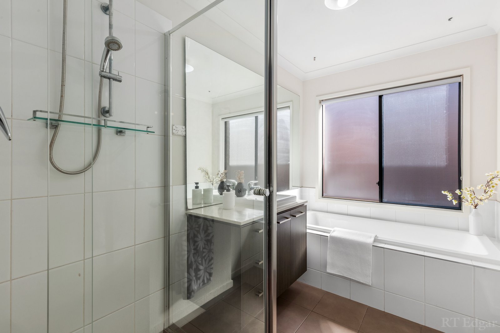 Real Estate and Property in 16 Morrow Crescent, Leopold, VIC