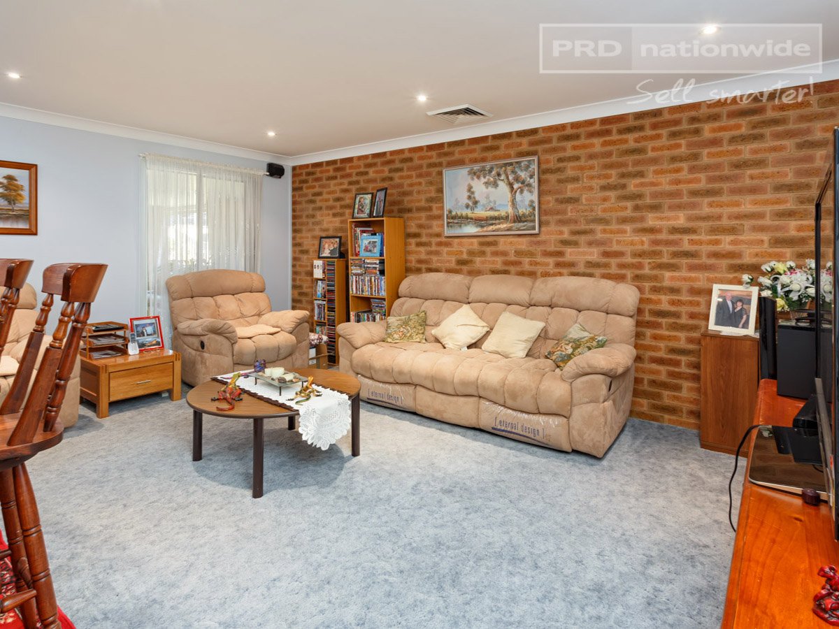 16 Mountford Street TUMUT 3