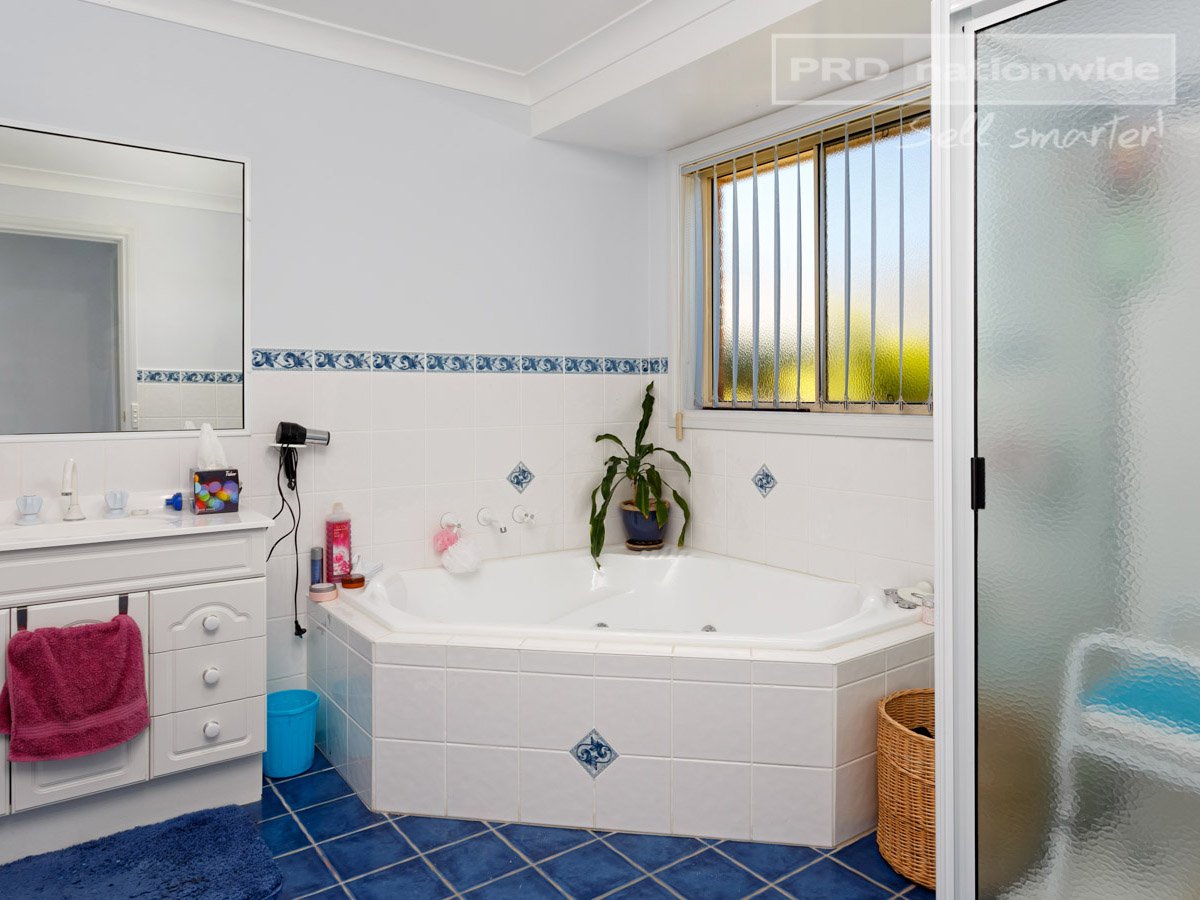 16 Mountford Street TUMUT 11