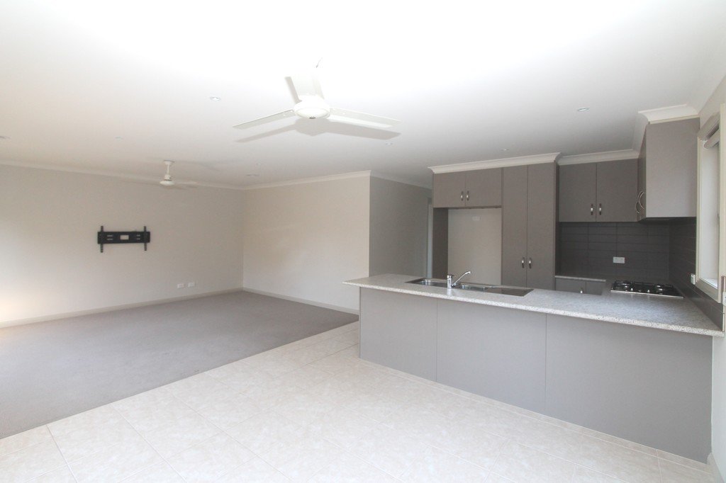 16 Muller Court MOUNT CLEAR 7