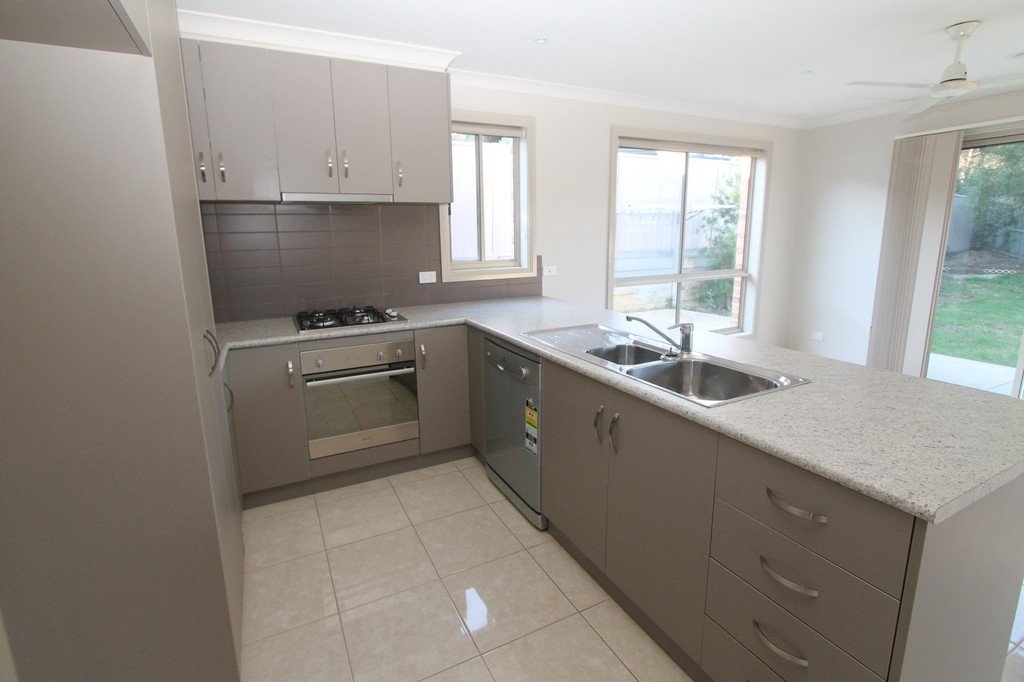 16 Muller Court MOUNT CLEAR 8