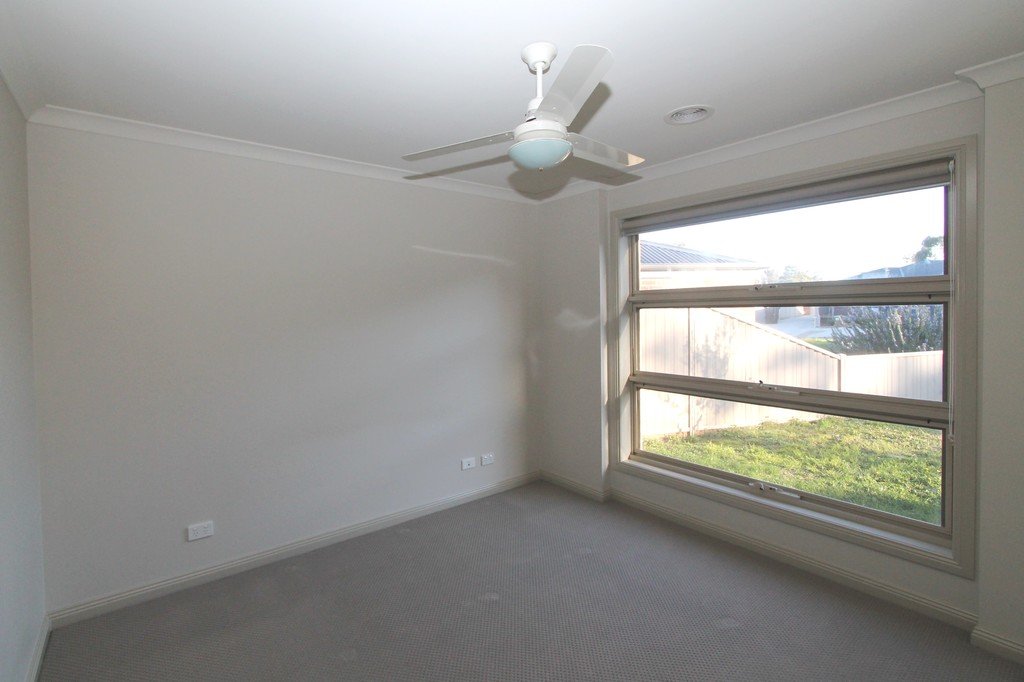 16 Muller Court MOUNT CLEAR 11