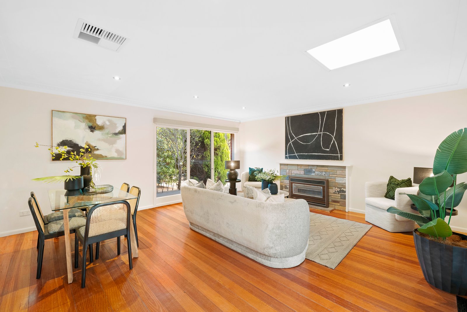 Gallery: 16 Munro Street