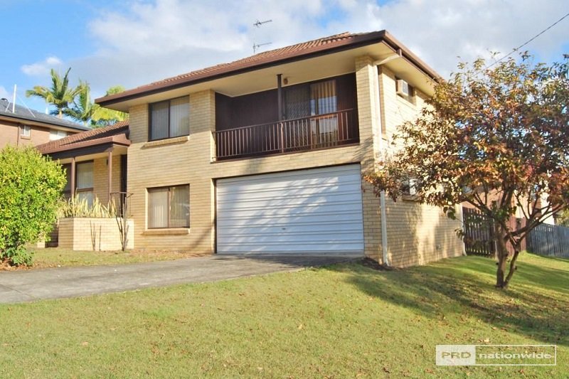 16 Myall Street SOUTHPORT 1
