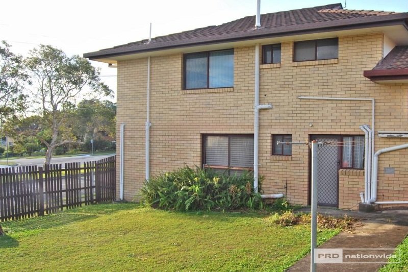 16 Myall Street SOUTHPORT 8