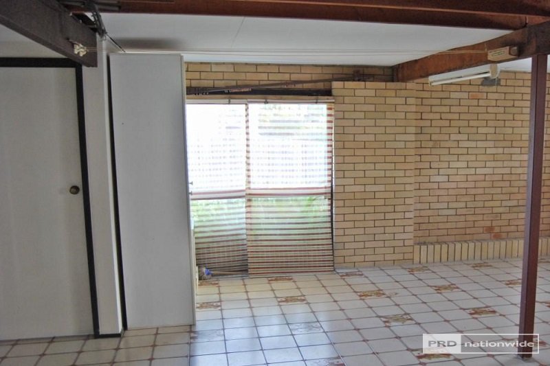 16 Myall Street SOUTHPORT 11