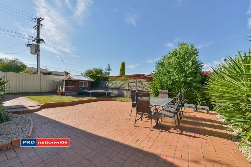 16 Myndee Avenue TAMWORTH 8