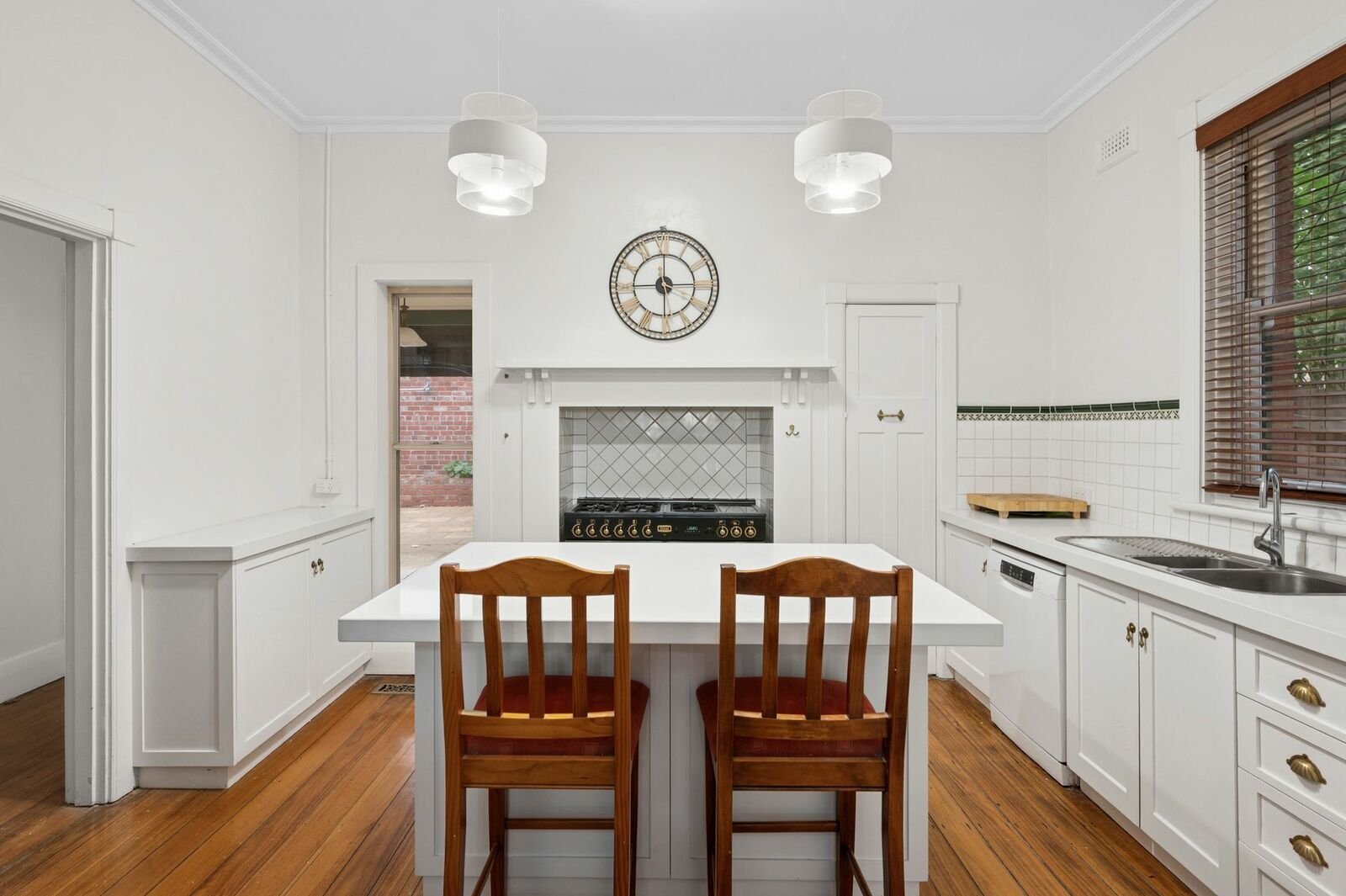 Gallery: 16 Nantes Street